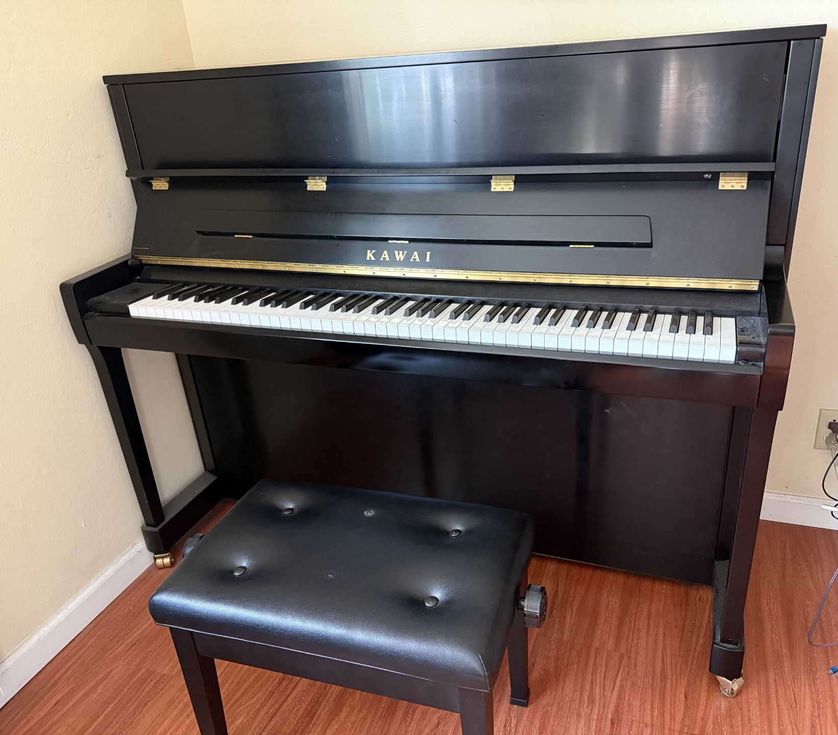 Kawai K 300