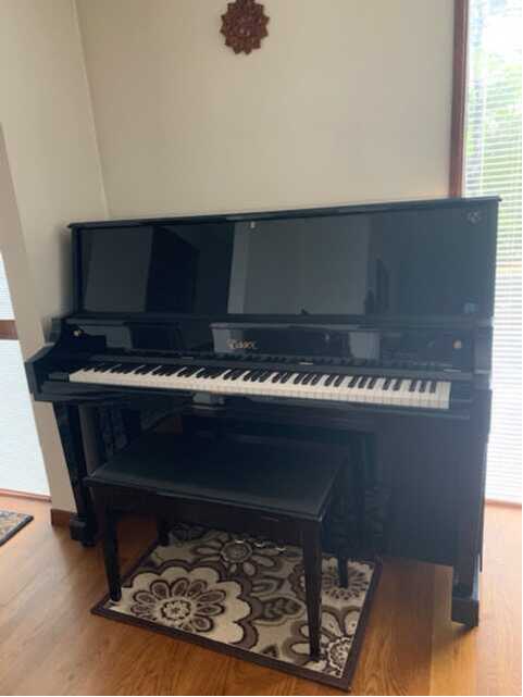 Steinway Essex EUP123S Piano - Excellent Condition