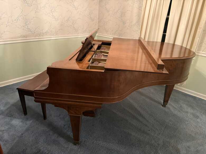 For Sale: Beautiful Mason & Hamlin Model A Grand Piano