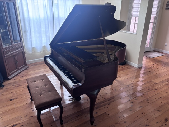 Yamaha G2 Baby Grand Meticulously maintained