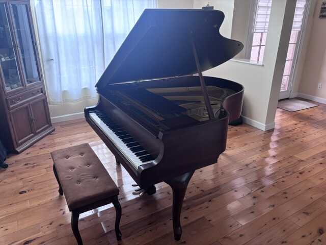 Yamaha G2 Baby Grand Meticulously maintained