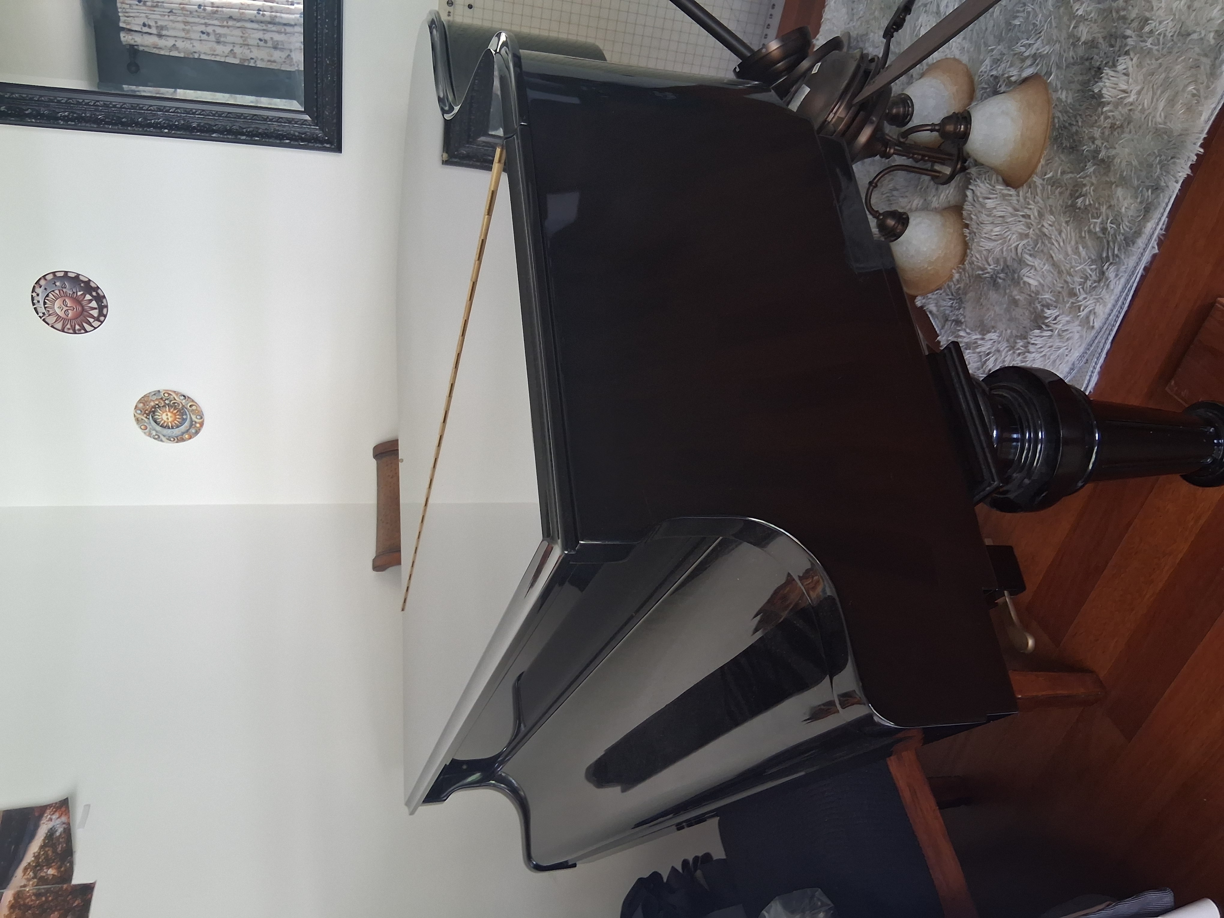Beautiful piano in Excellent shape!