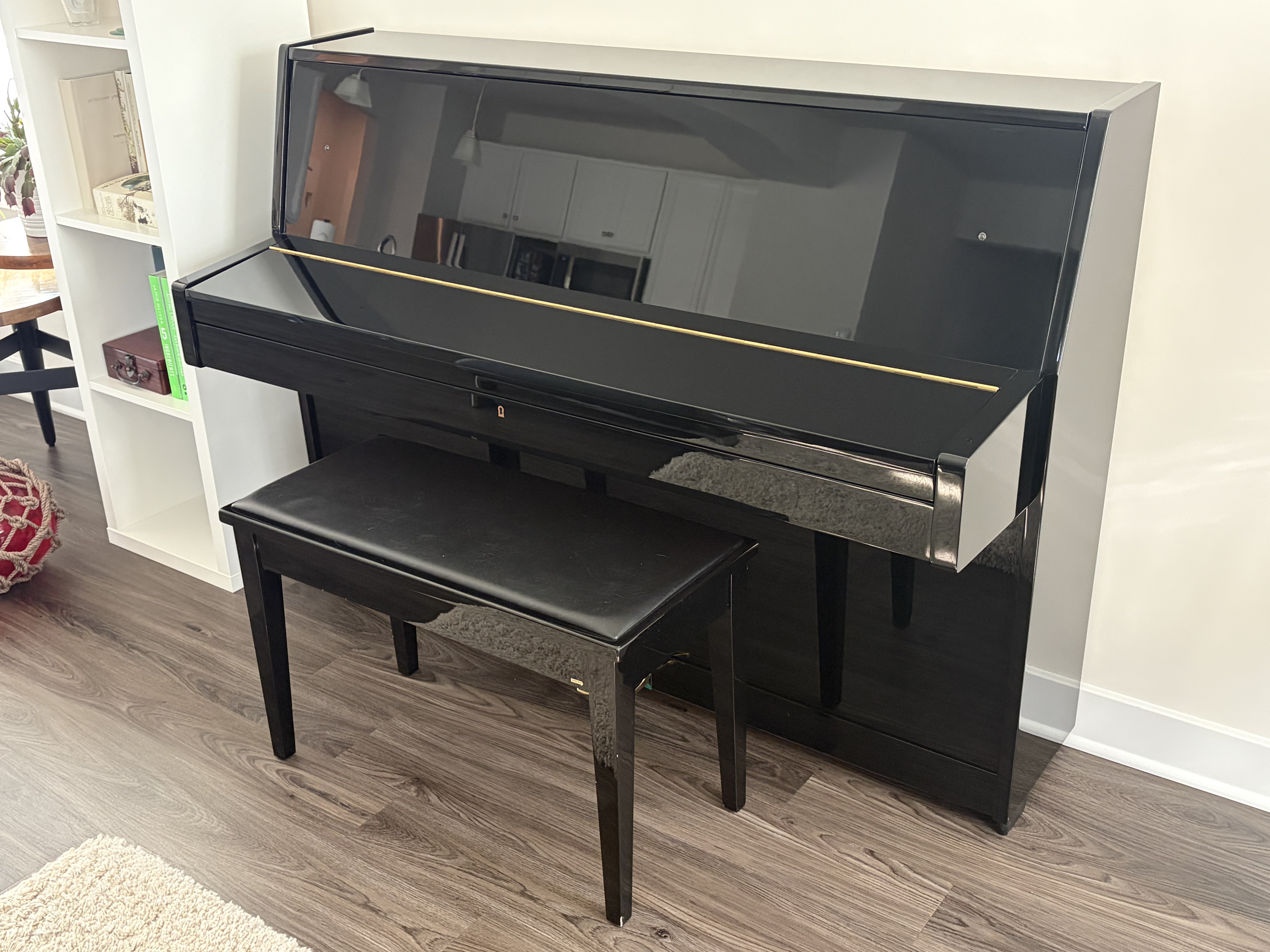Cristofori CRV-425 Upright 