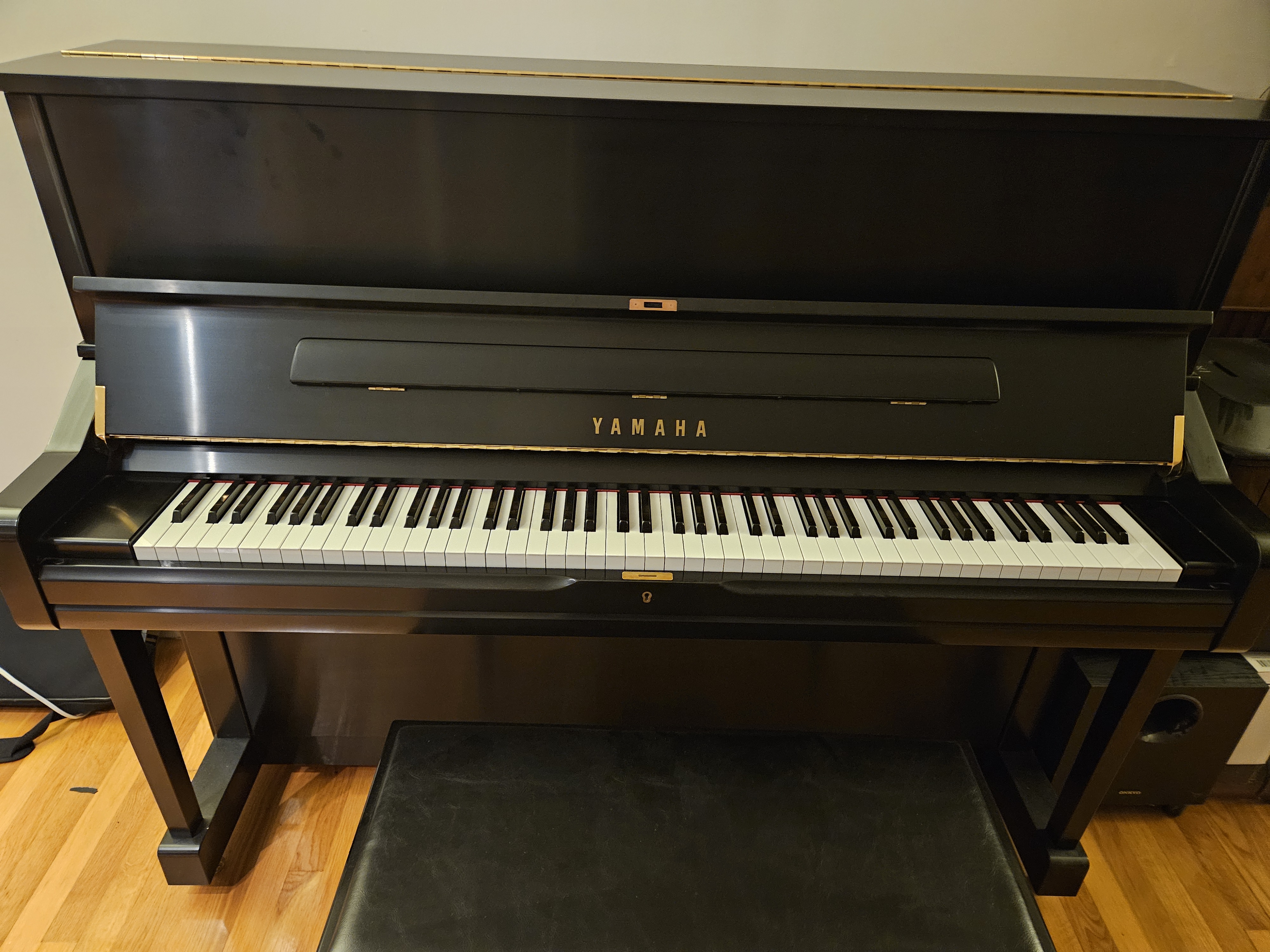 Yamaha U 1 in very good condition