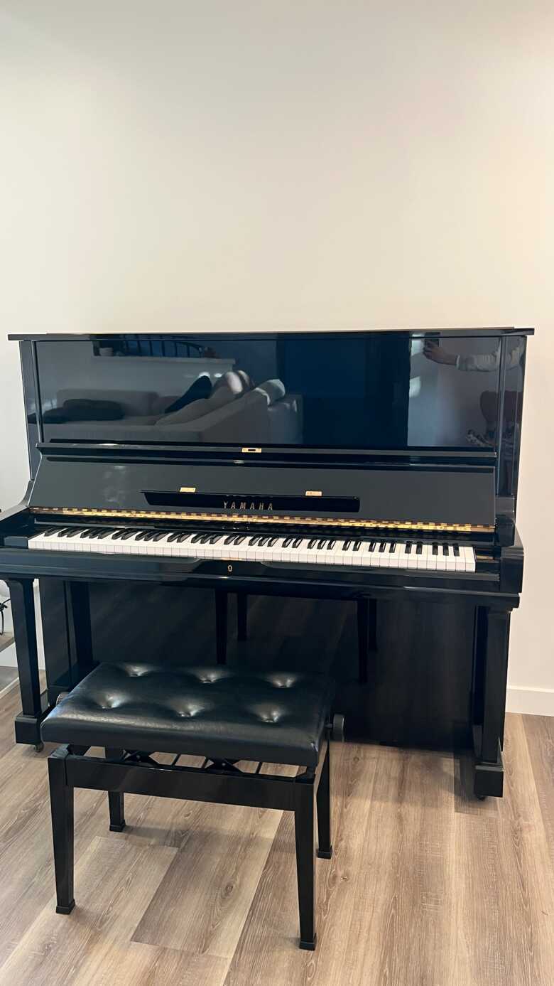 Yamaha U3 Piano