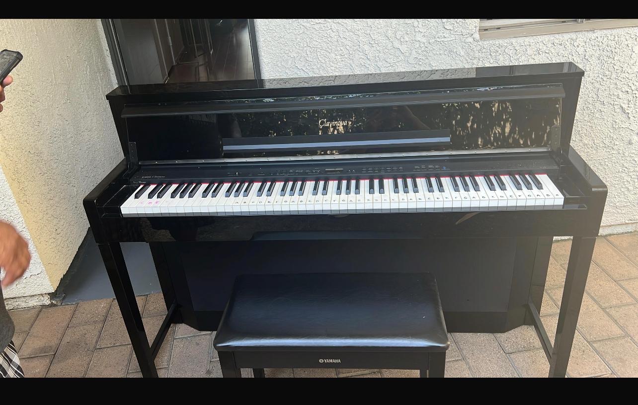 Yamaha Clavinova