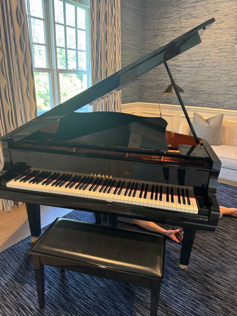 Mint condition baby grand GC1 polished ebony 