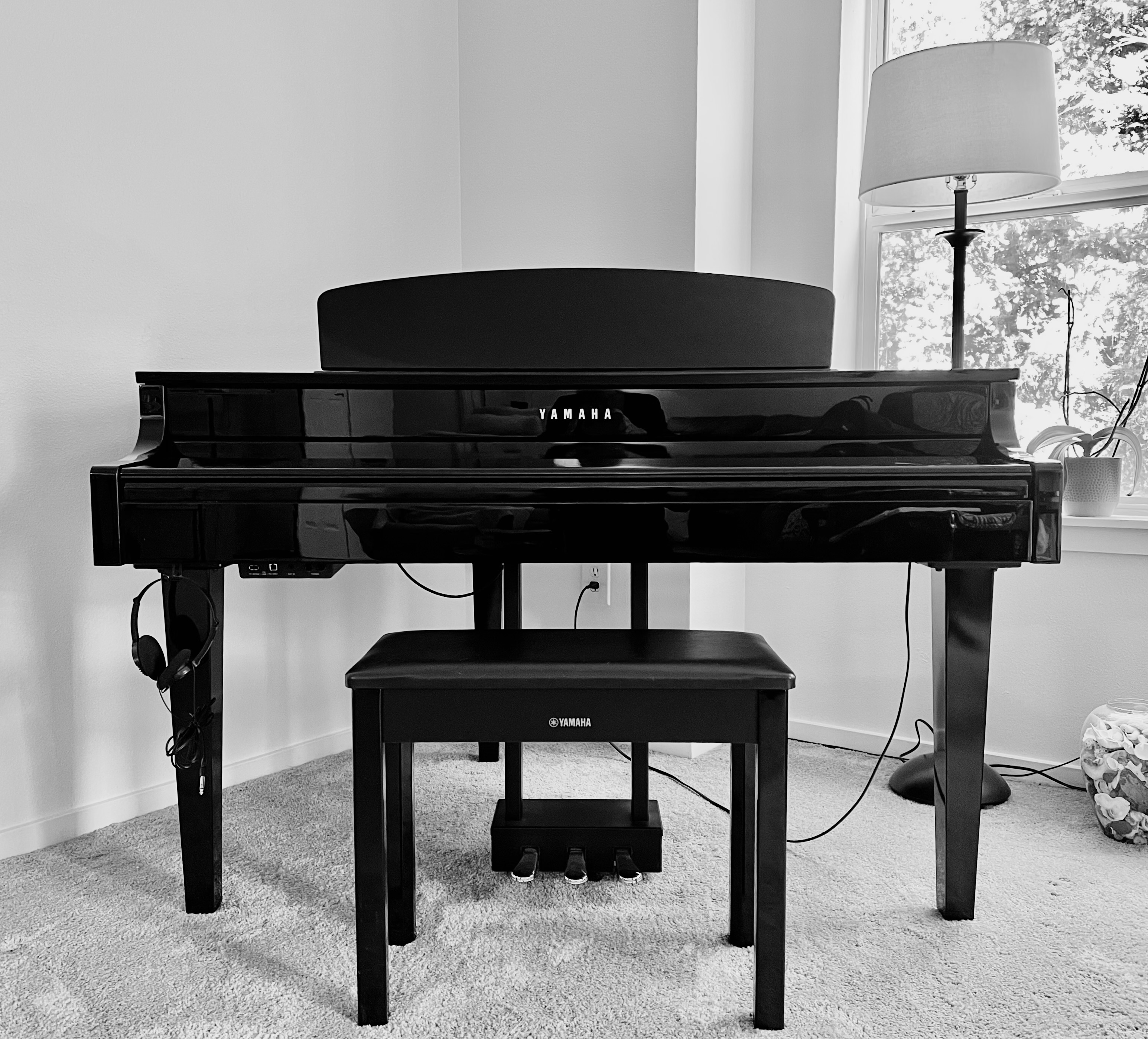 Yamaha Clavinova Digital Piano Mini Grand with Stool     