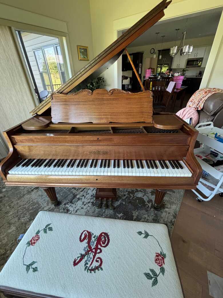 1905 Chickering and Sons Quarter Grand-121 scale