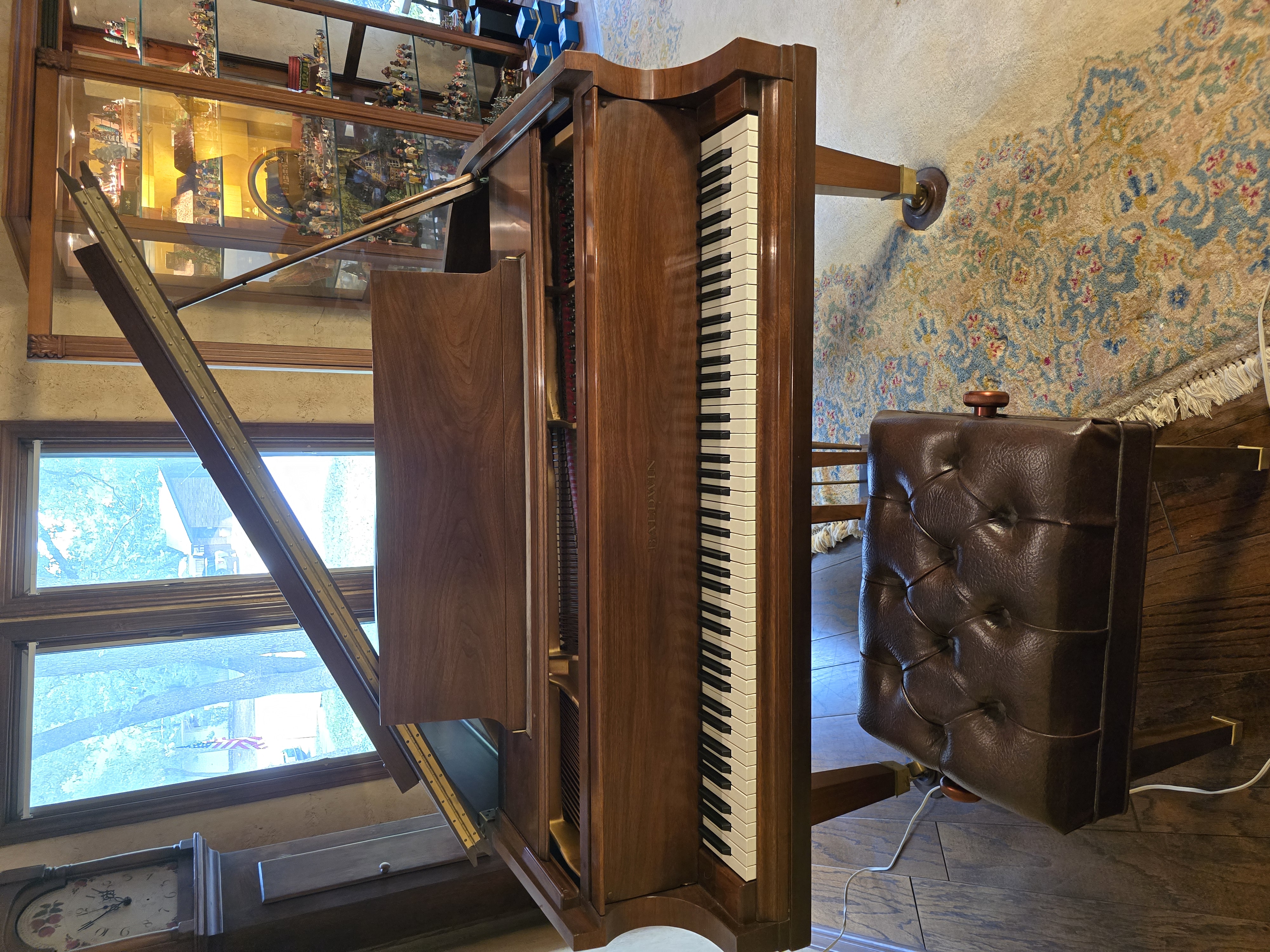 Beautiful Baldwin from a professional musician's home