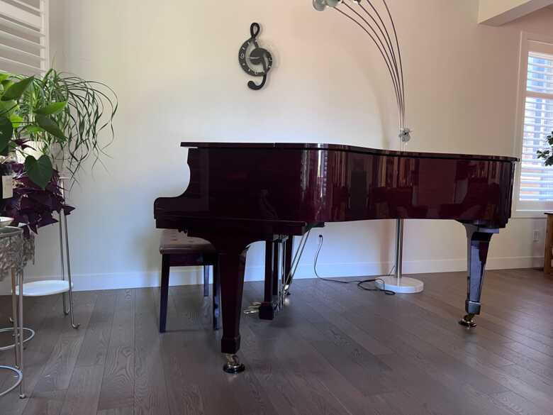 Stunning Kawai KG-2A Grand Piano – Mahogany Polish