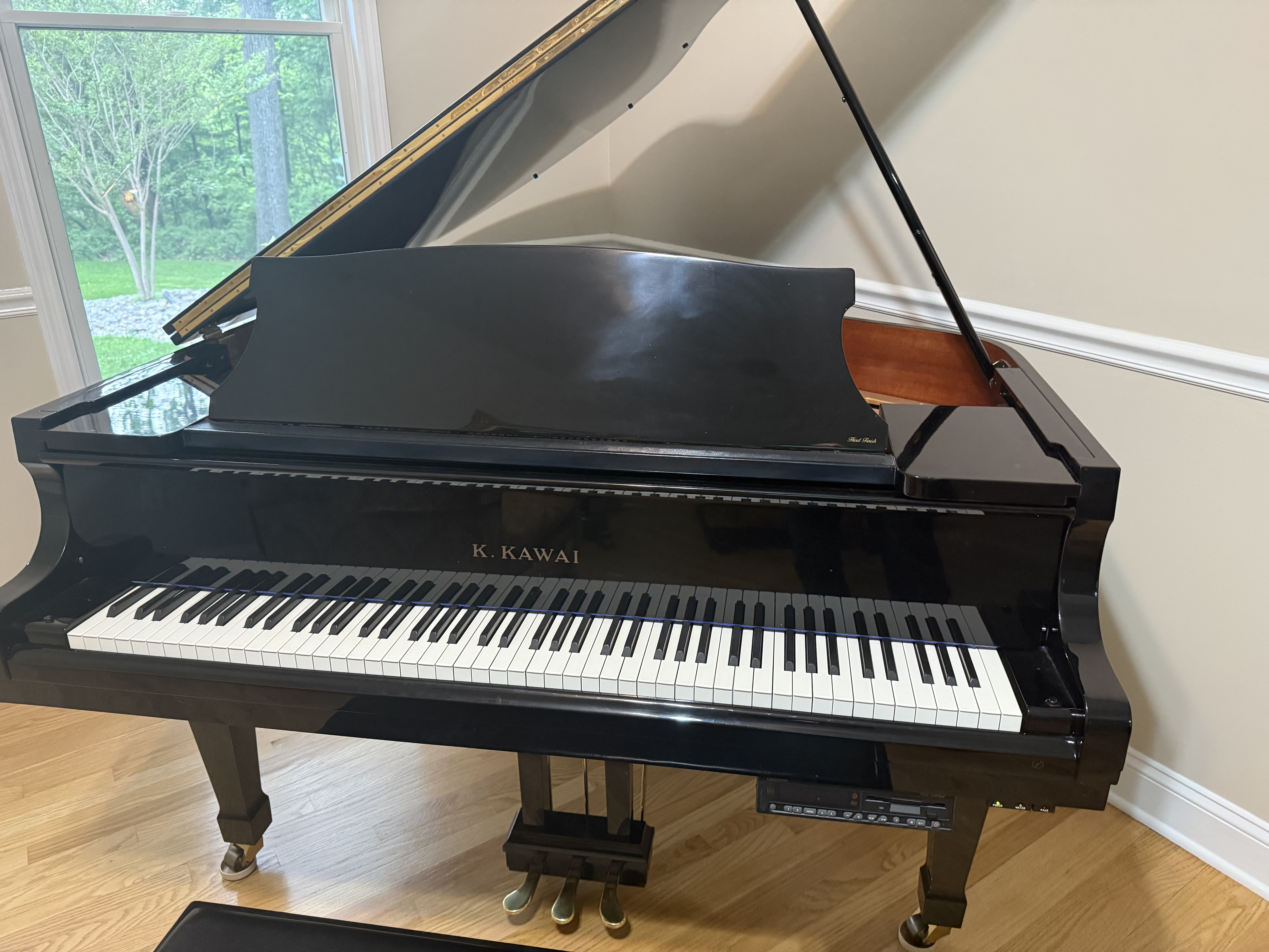 1981 Kawaii player piano in excellent condition