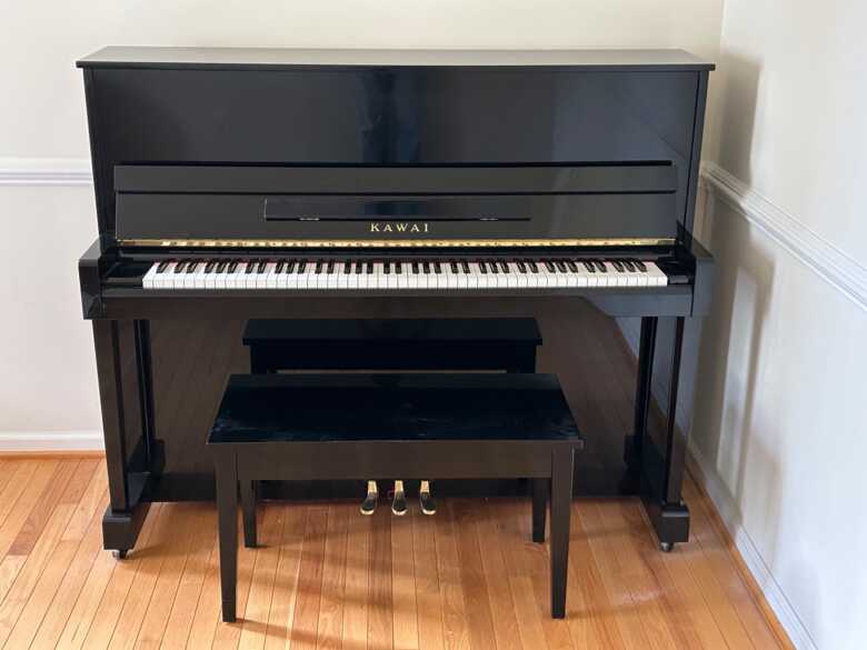 Kawai Piano in Excellent Condition