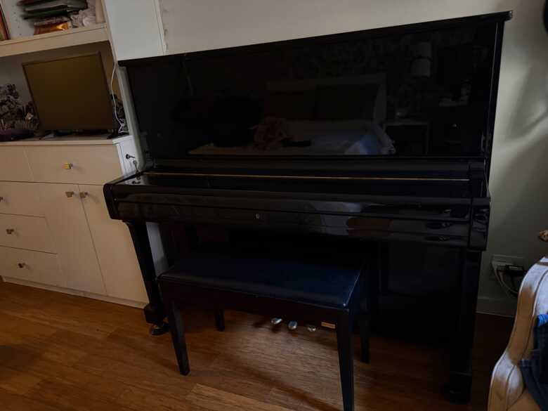 Yamaha U2, made in Japan, excellent condition