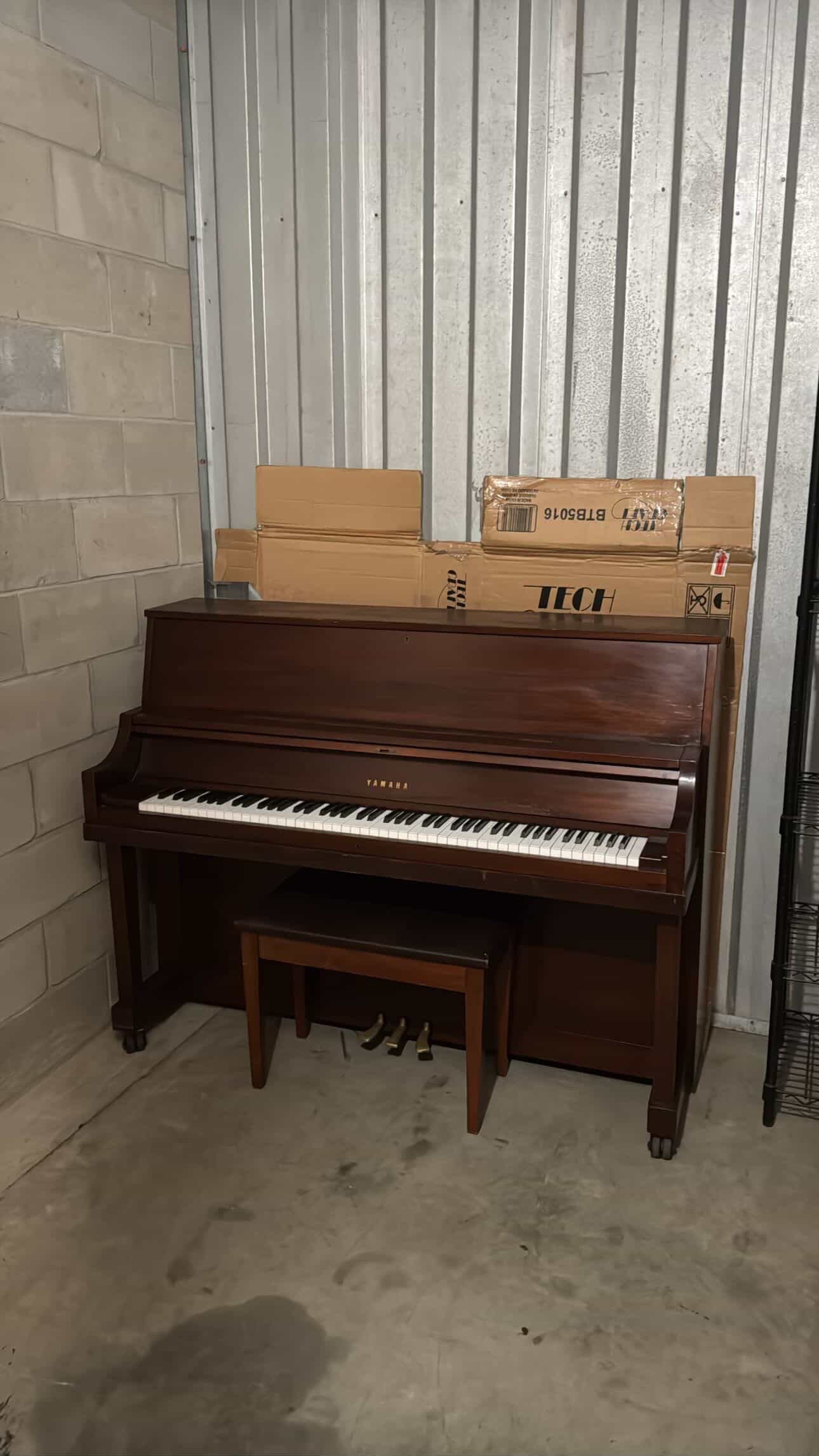     Yamaha P22 Upright Piano with Bench