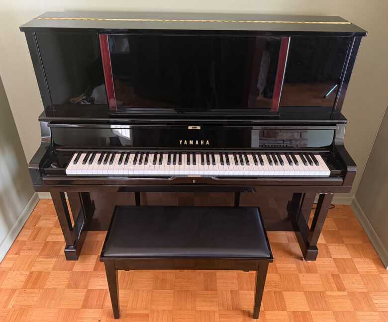 Yamaha YUS5 Professional Piano (2010)
