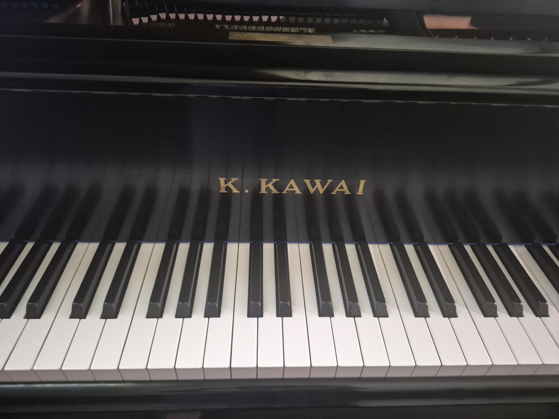 1980 Kawai, black ebony KG-2C . Mint condition.  Cover ket