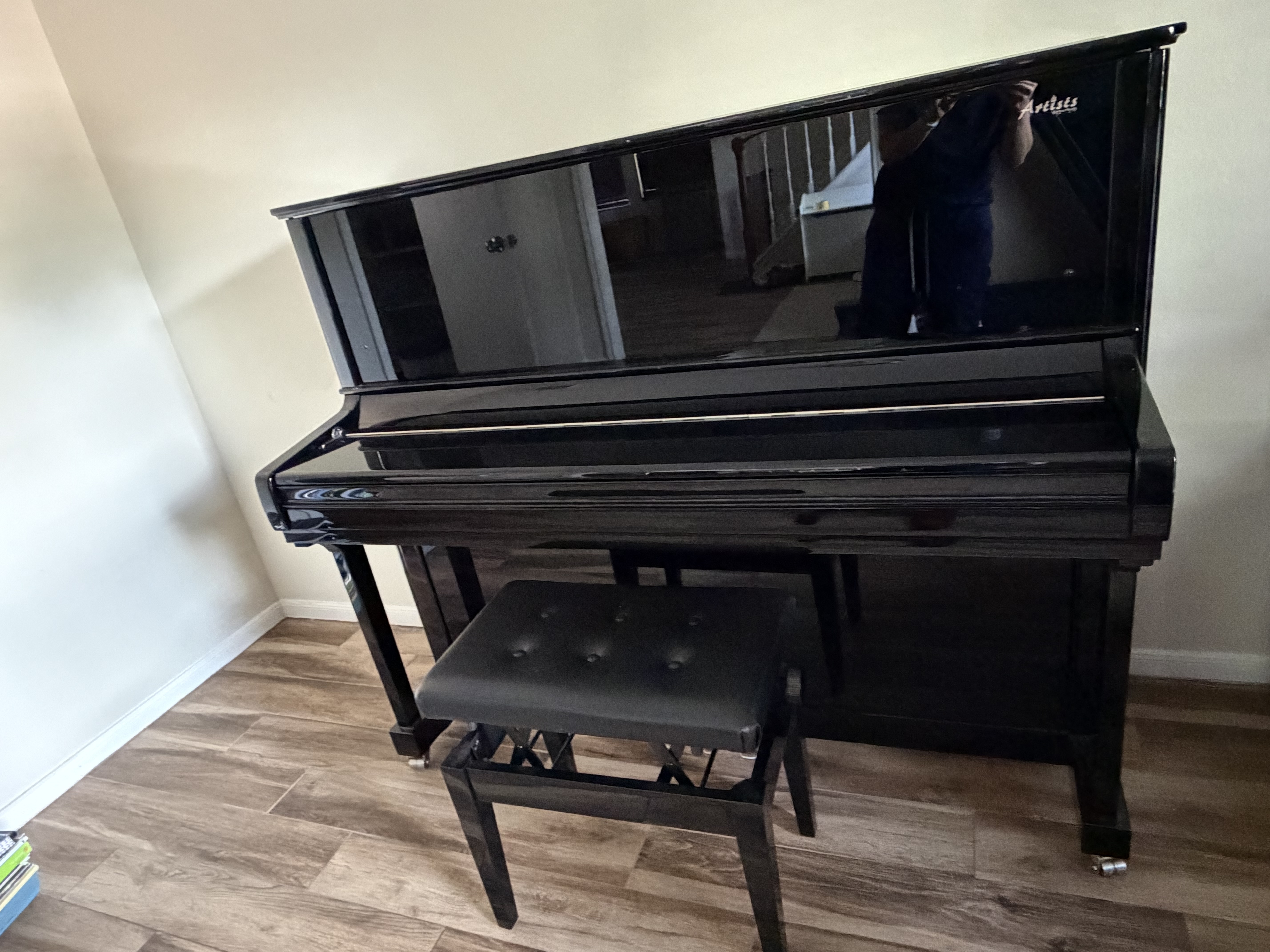 Kayserburg upright piano 