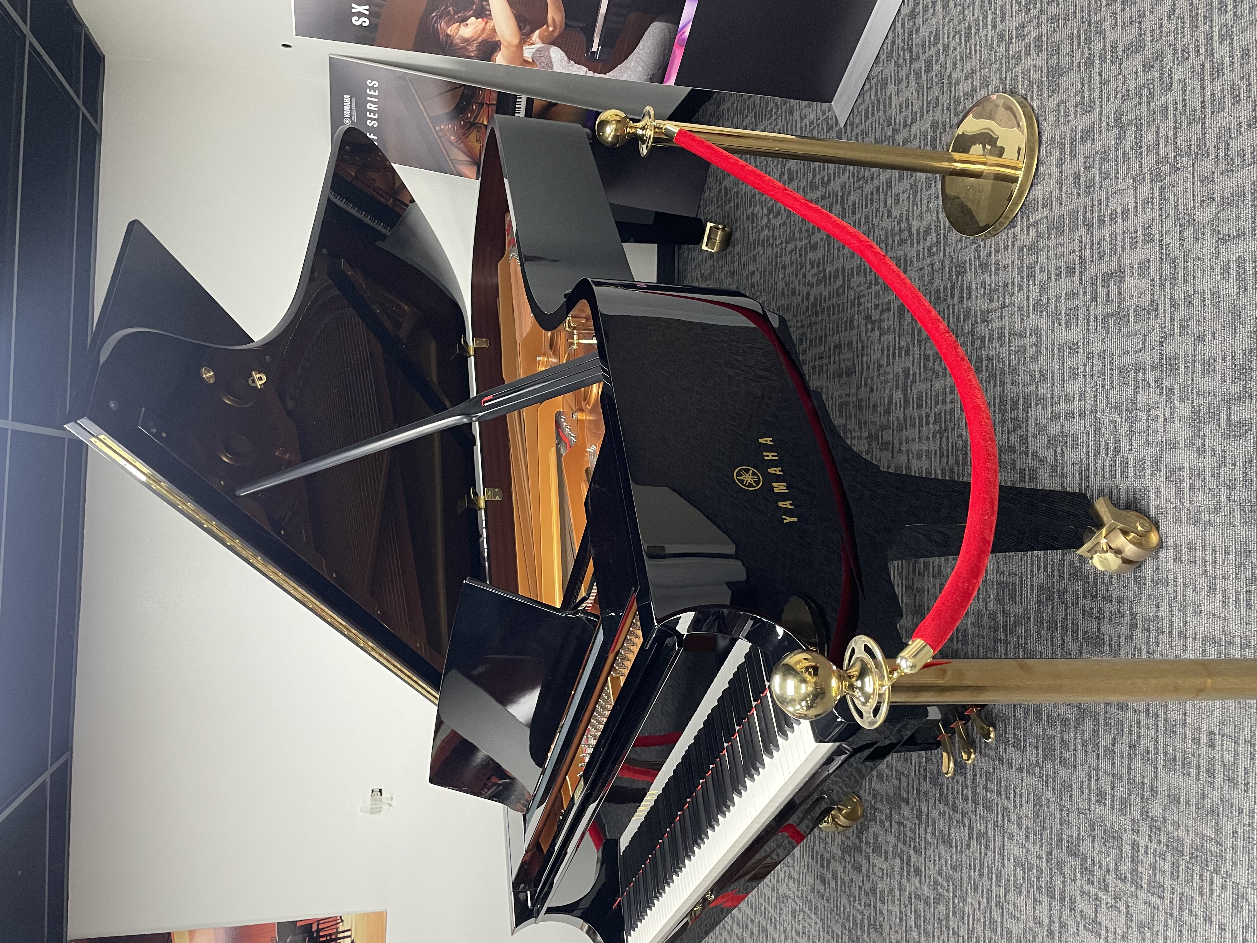 Yamaha CFX 9’ Concert Grand Piano