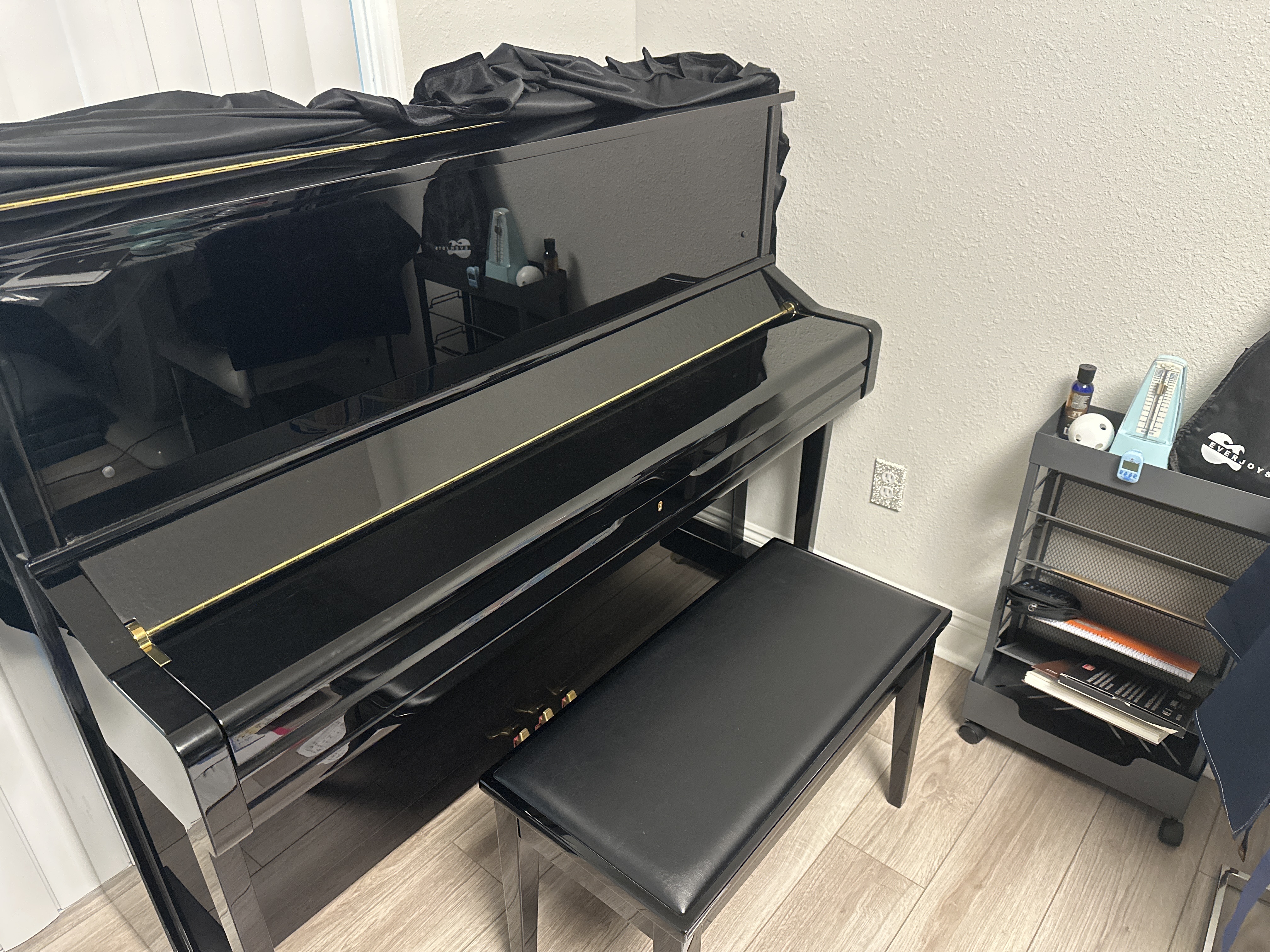 Yamaha high performance upright piano 