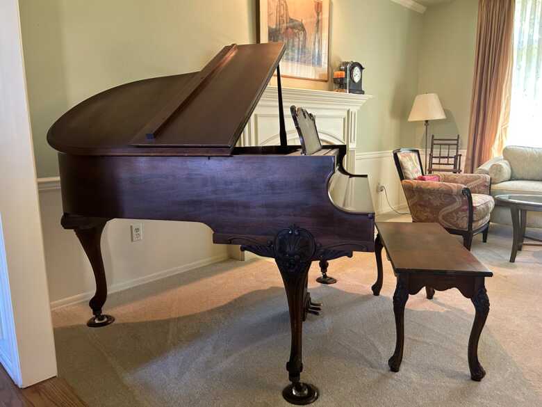 Baby Grand - Bellevue