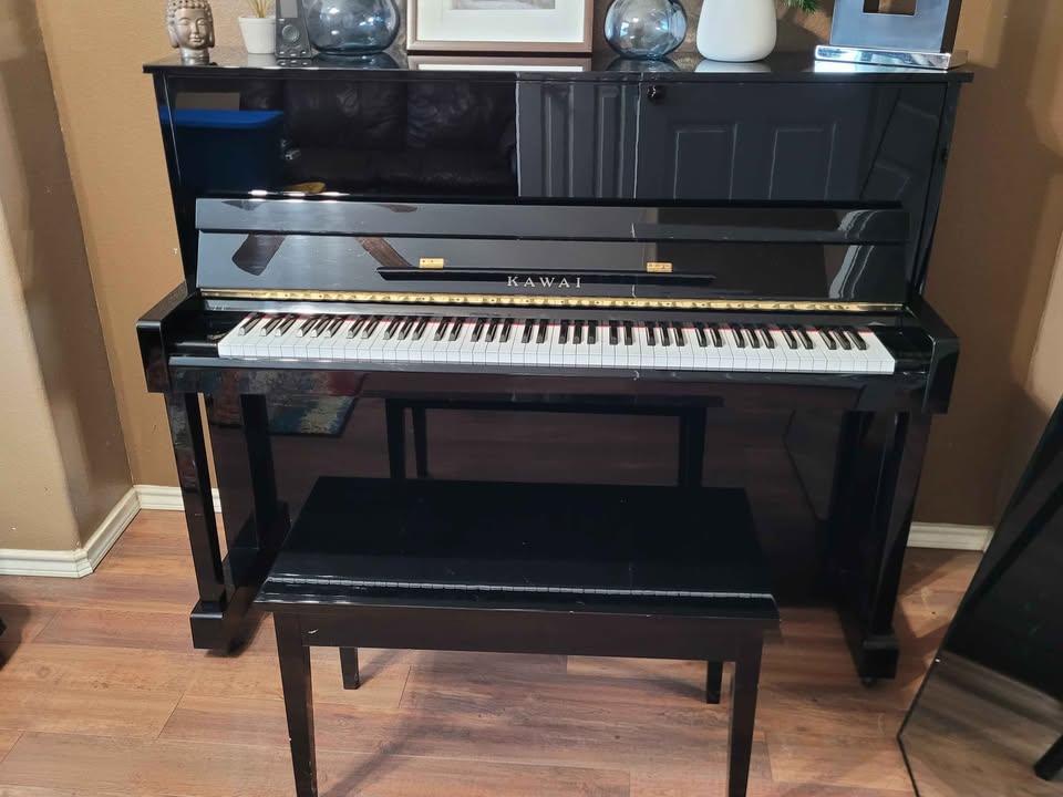 Kawai CX-21D Upright Piano – Polished Ebony – Bench Included