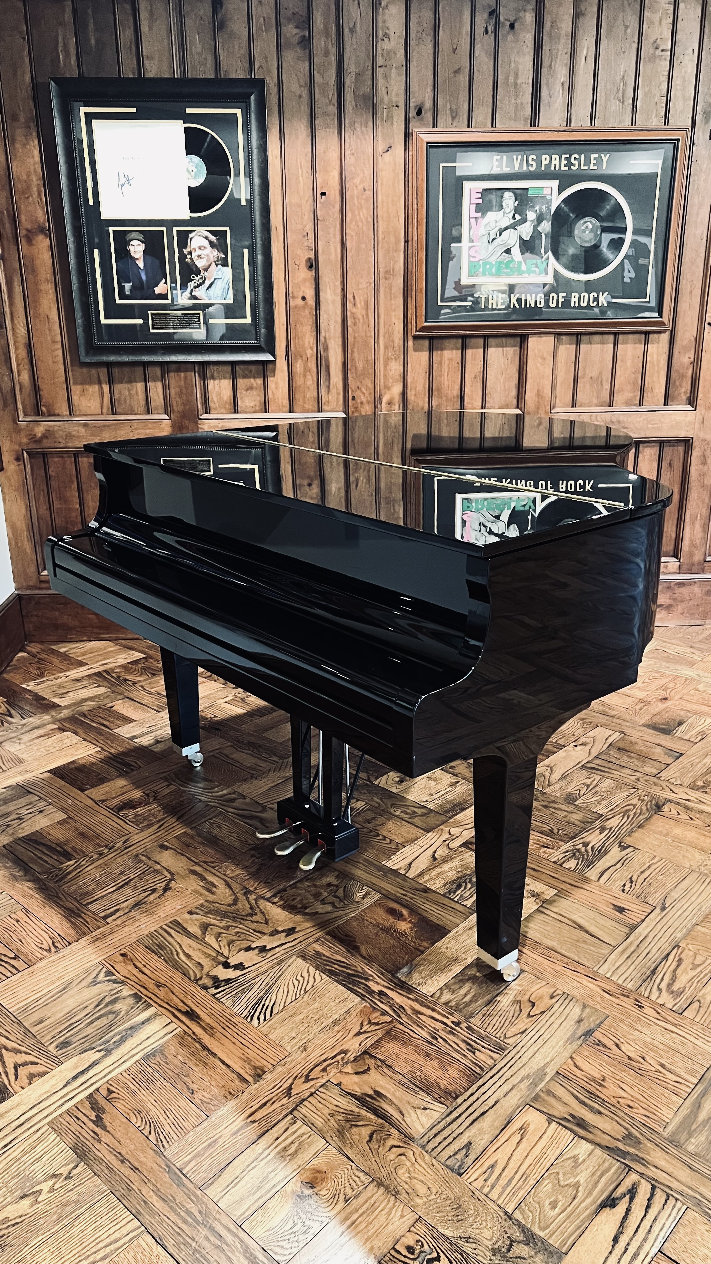 Yamaha GA1 Baby Grand Piano – Excellent Condition – Polished