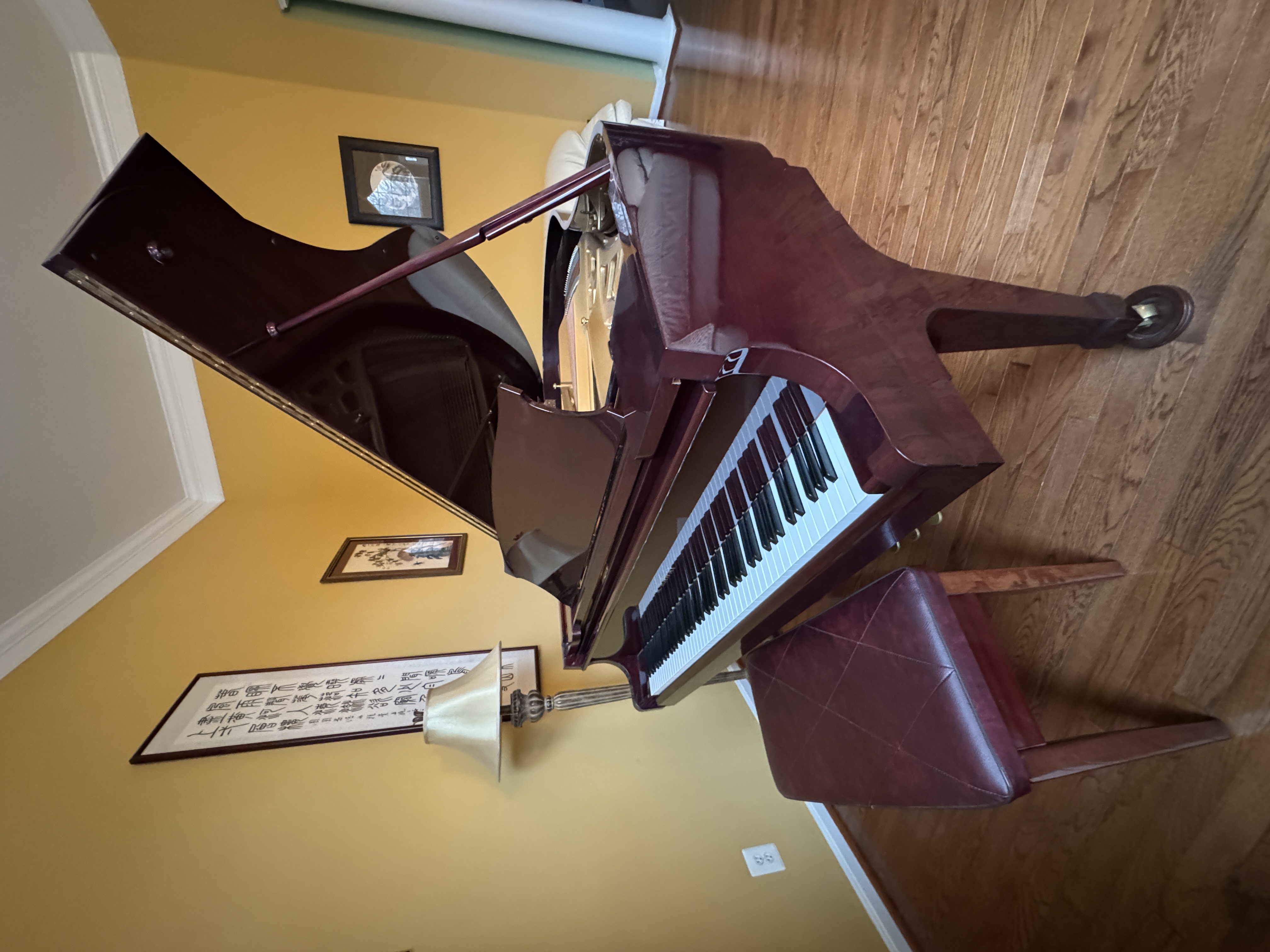KAWAI KG-2D grand piano in excellent condition
