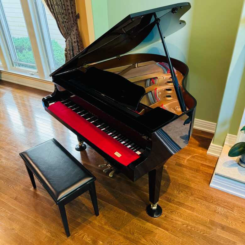 Yamaha GB1 Baby Grand Piano – 2006 – Mint Condition (Polishe