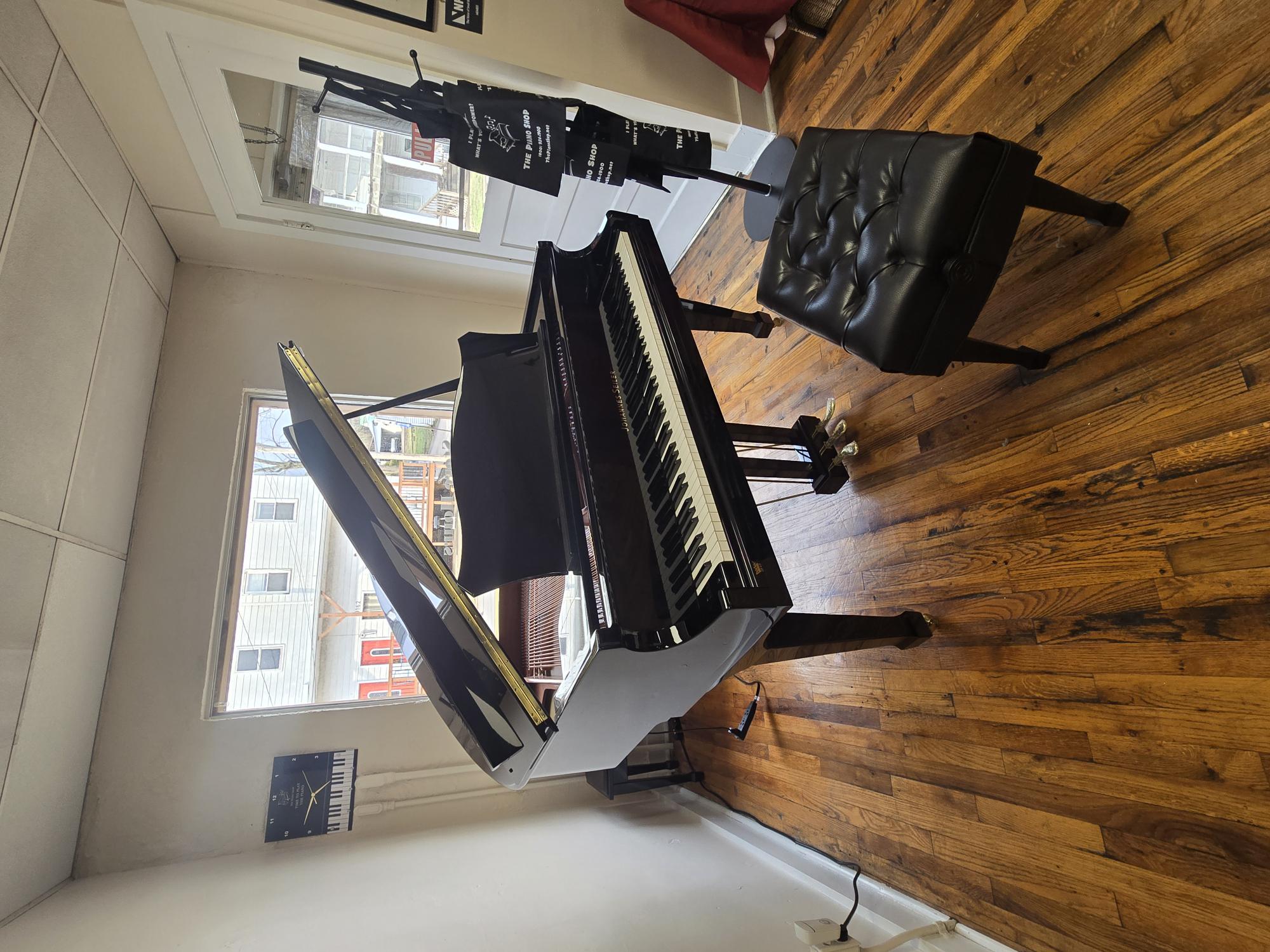 REDUCED- Seiler GS149 4'9" Grand Piano with QRS PNOmation