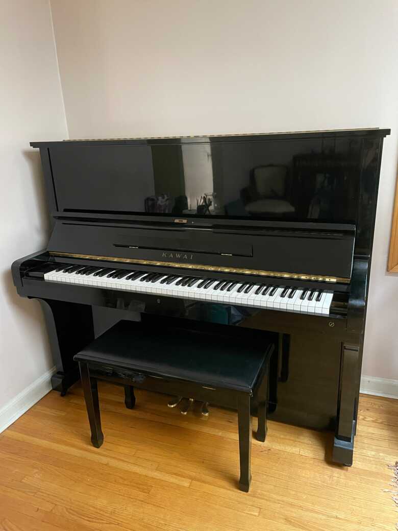 Kawai Upright Piano - excellent condition & made in Japan