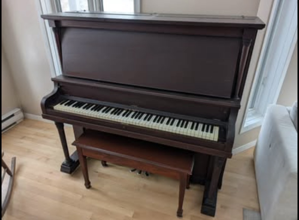 Piano Heintzman in very good shape