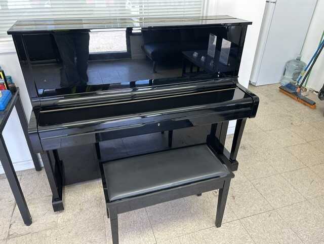 Yamaha U1 Upright