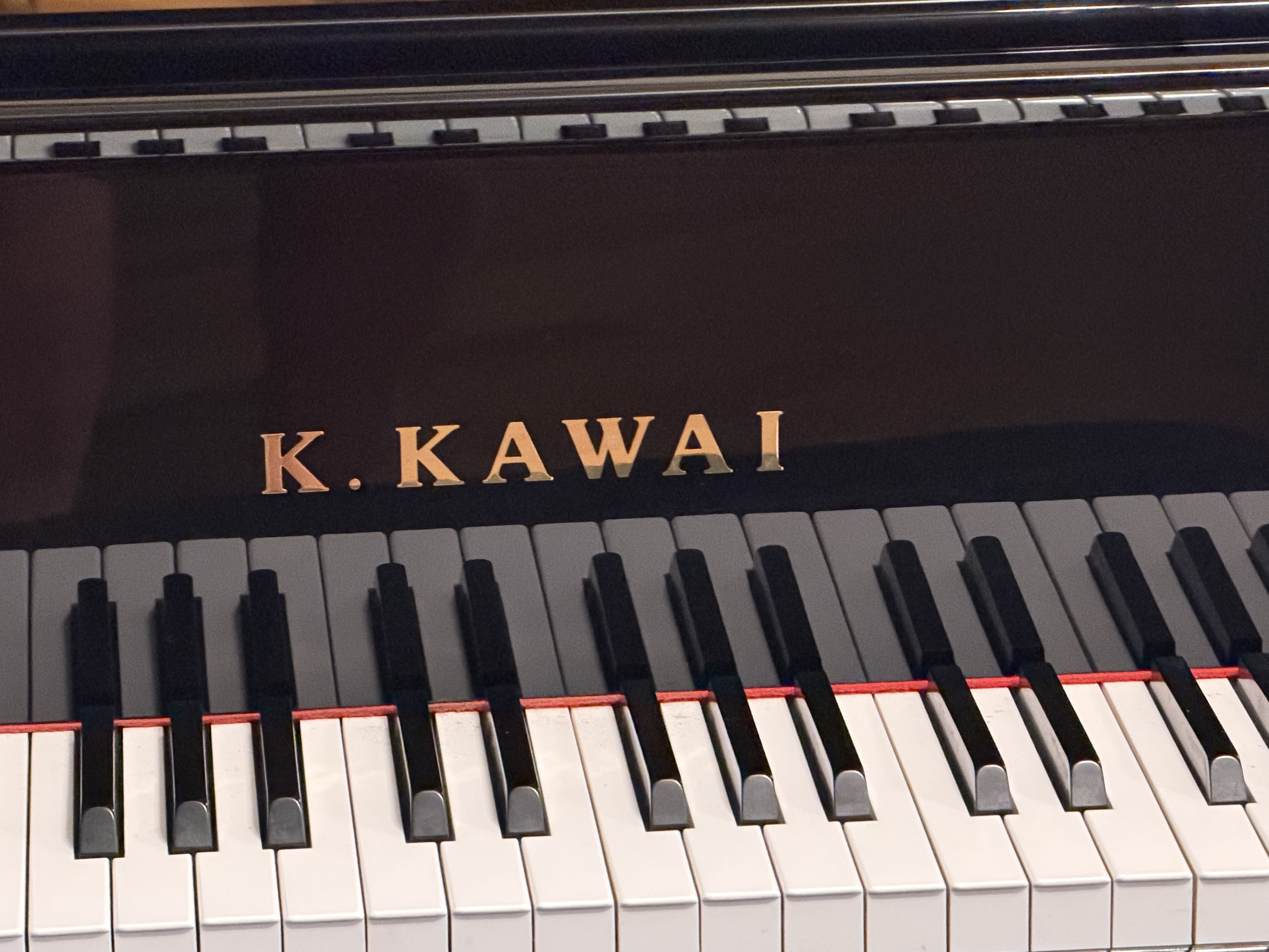 Piano-tech selling Kawai GM-10K