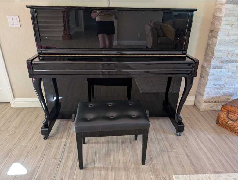 Young Chang Upright Piano