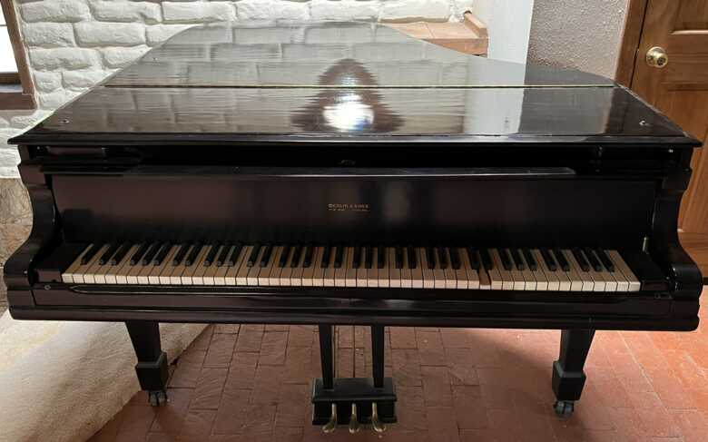Mehlin & Sons baby grand piano for sale