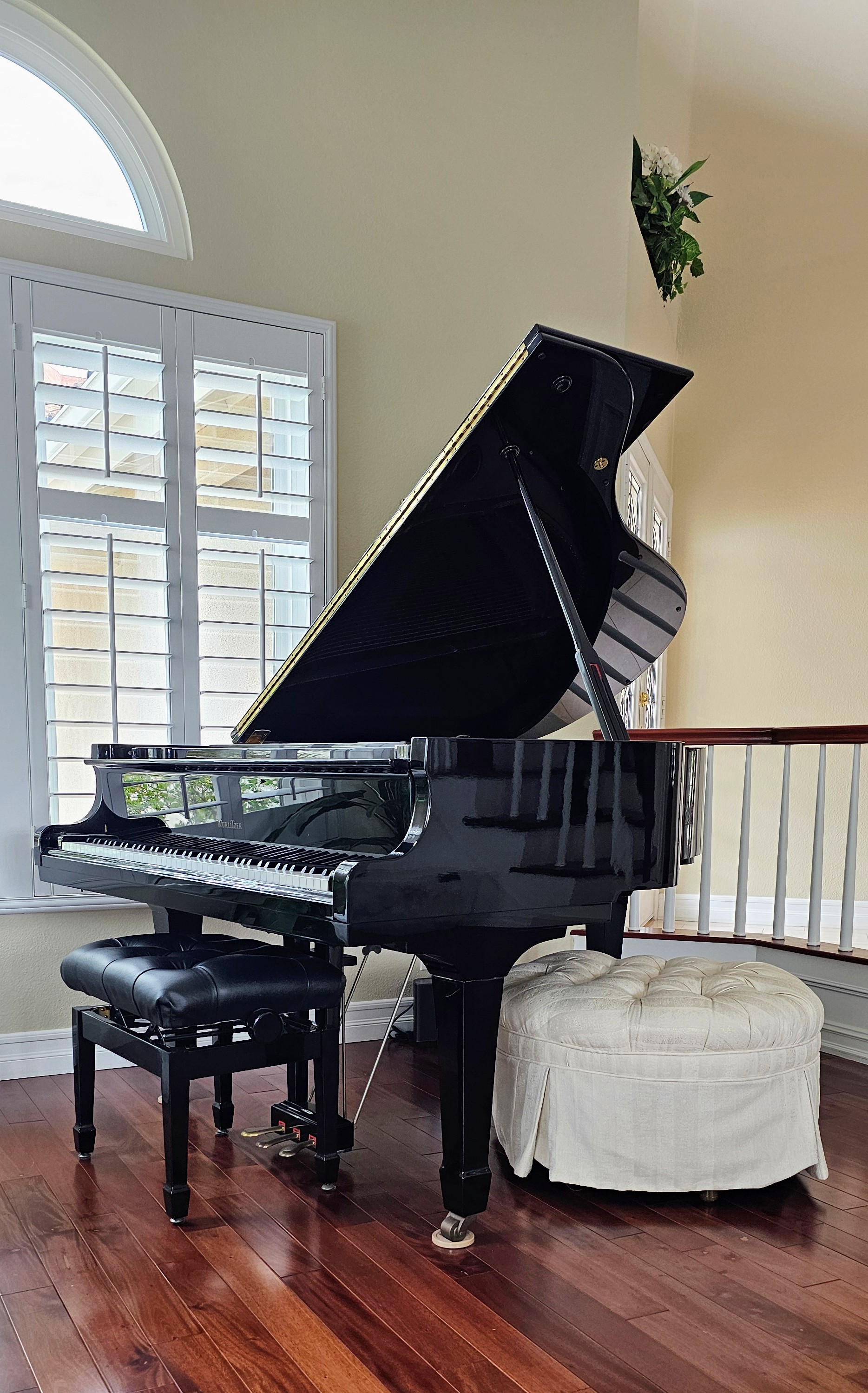 Used Wurlitzer G461 (6'1" Parlour) Grand with glossy ebony f
