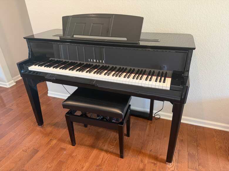 Yamaha N1X AvantGrand Hybrid Digital Piano