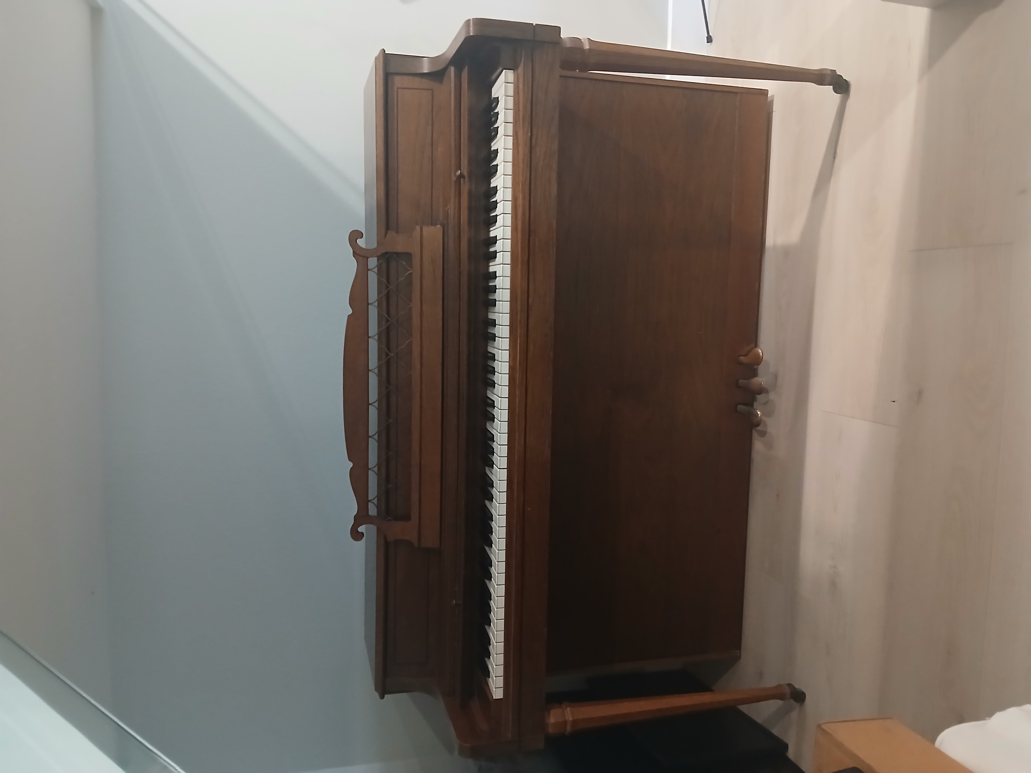 Rudolph Wurlitzer 88 Key Piano 