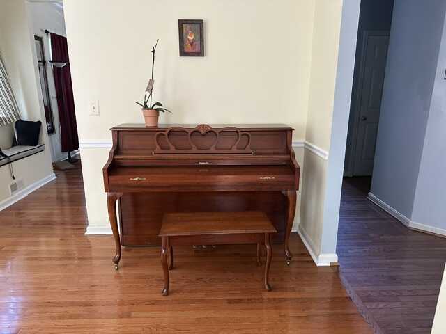 Baldwin Console Piano for Sale — Model 636