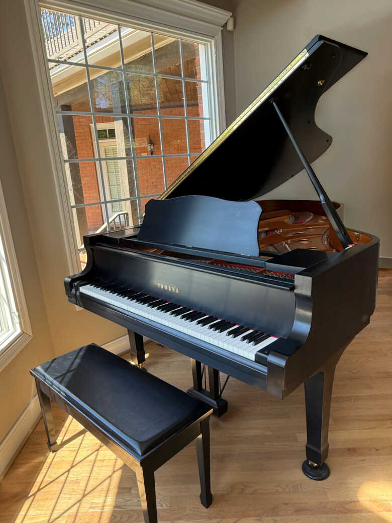2004 Yamaha C6 Grand Piano – One Owner – Excellent Condition