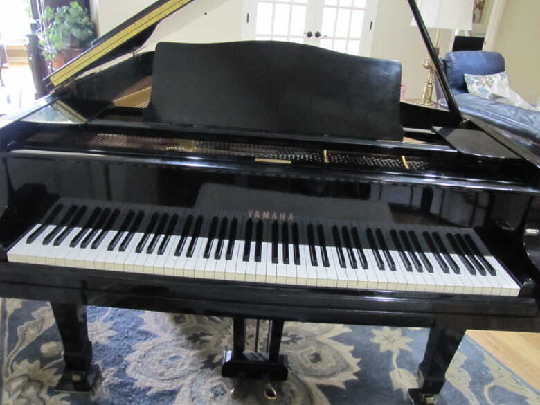 Beautiful Yamaha Grand (G3) in excellent condition