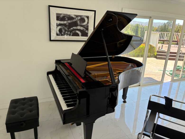 Yamaha G3 Grand Piano (6'1") – Professionally Refurbished Ac