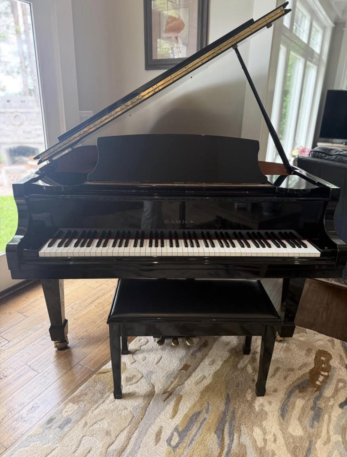 SG-155 BABY GRAND-EXCELLENT CONDITION