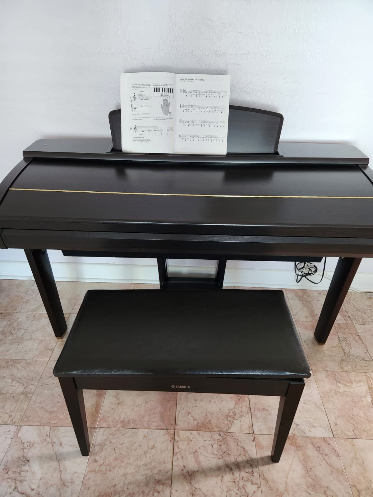 Yamaha CVP-407