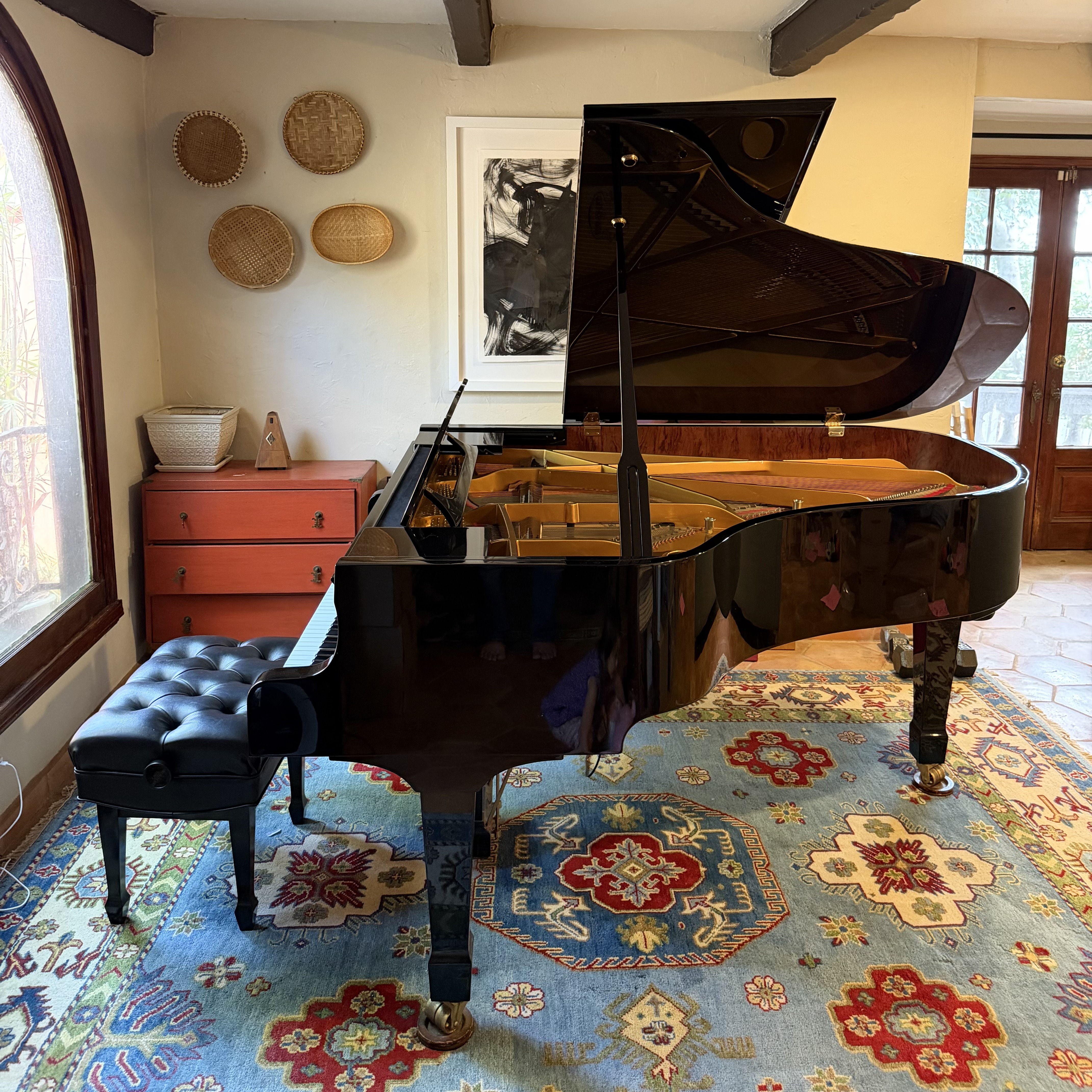 Gently played Estonia parlor grand