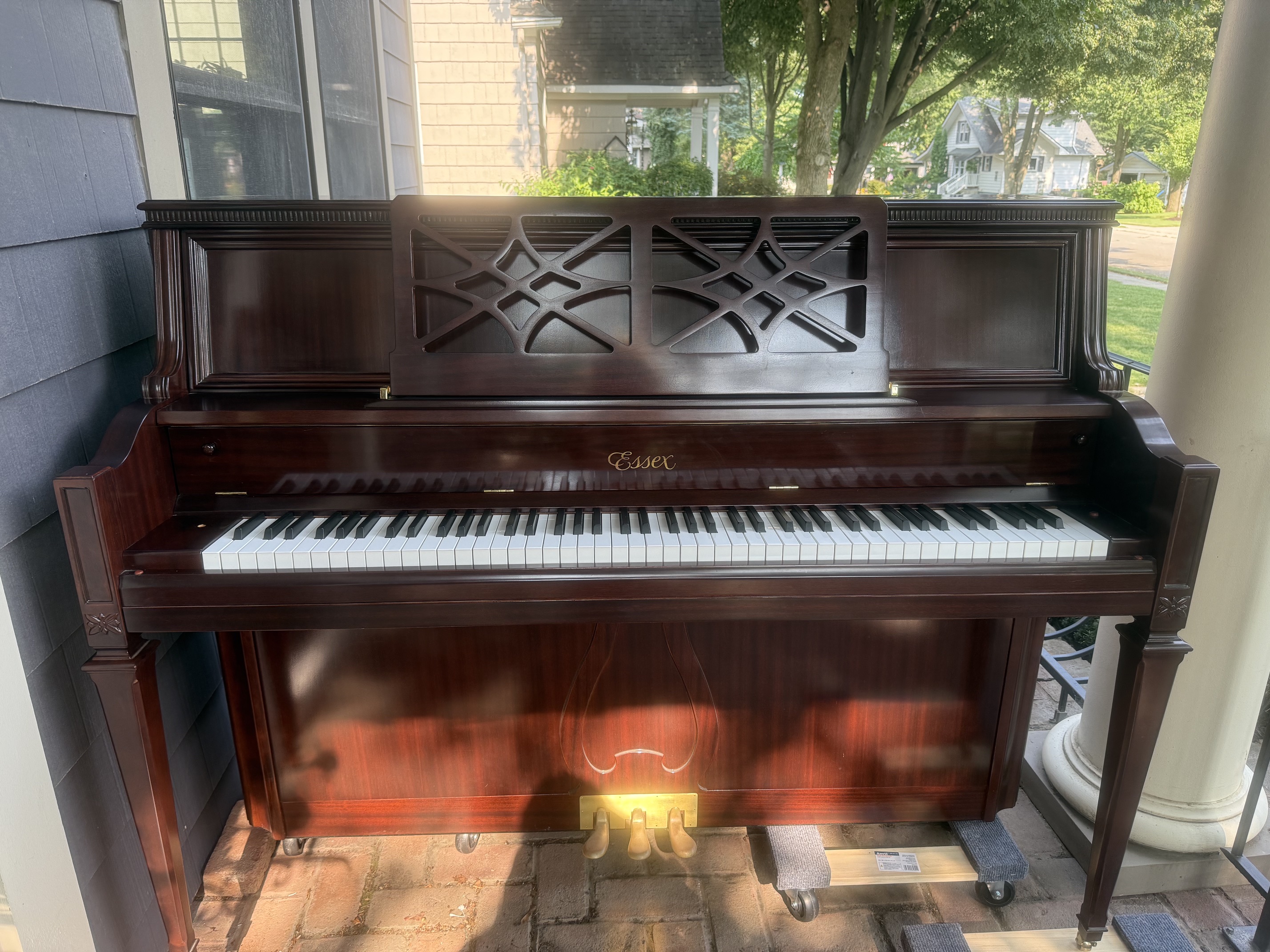 Beautiful Essex Upright Piano - Excellent Condition