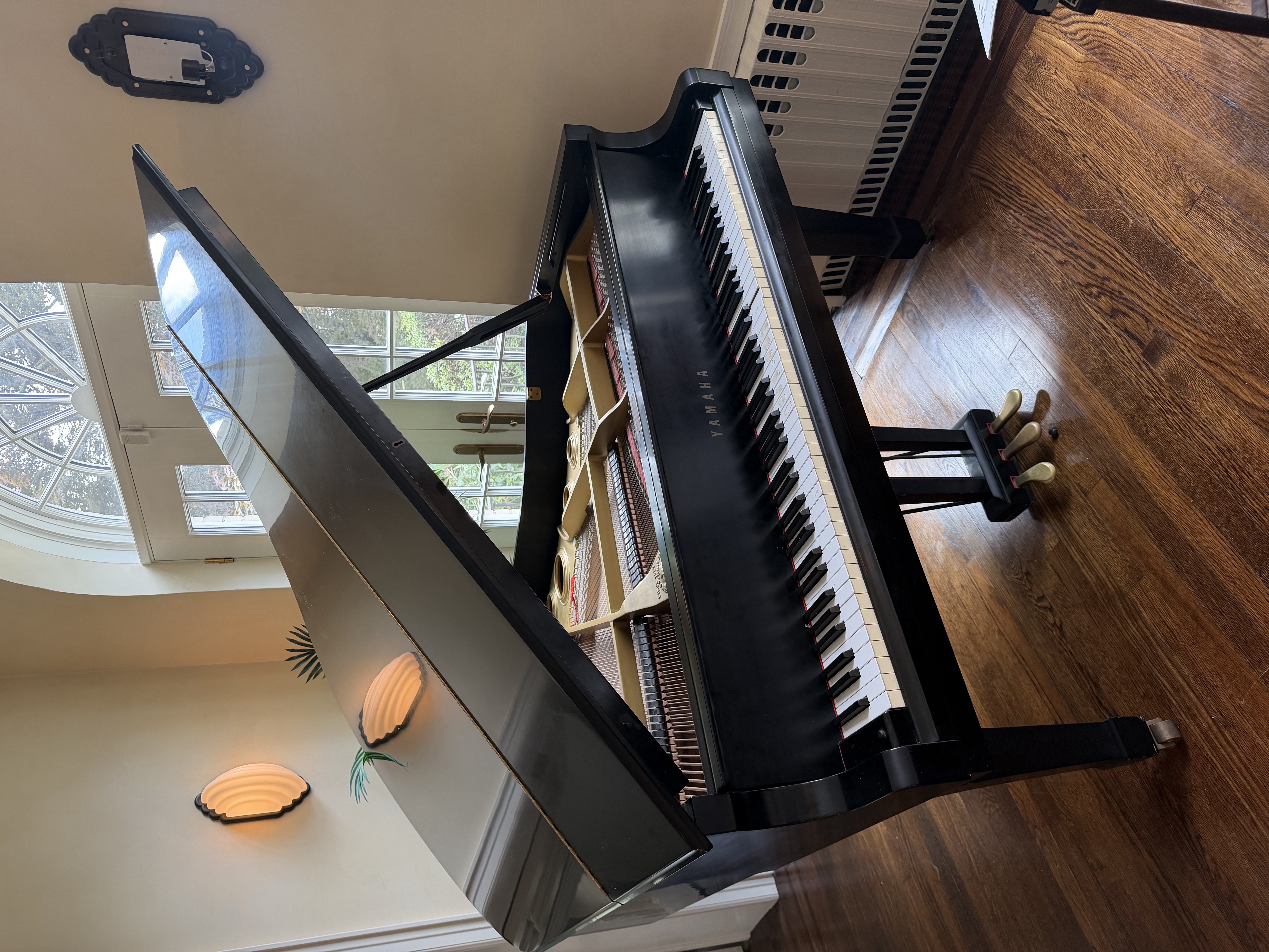 Yamaha C3 Professional Grand Piano (c. 1983) – 6’1” – Made i