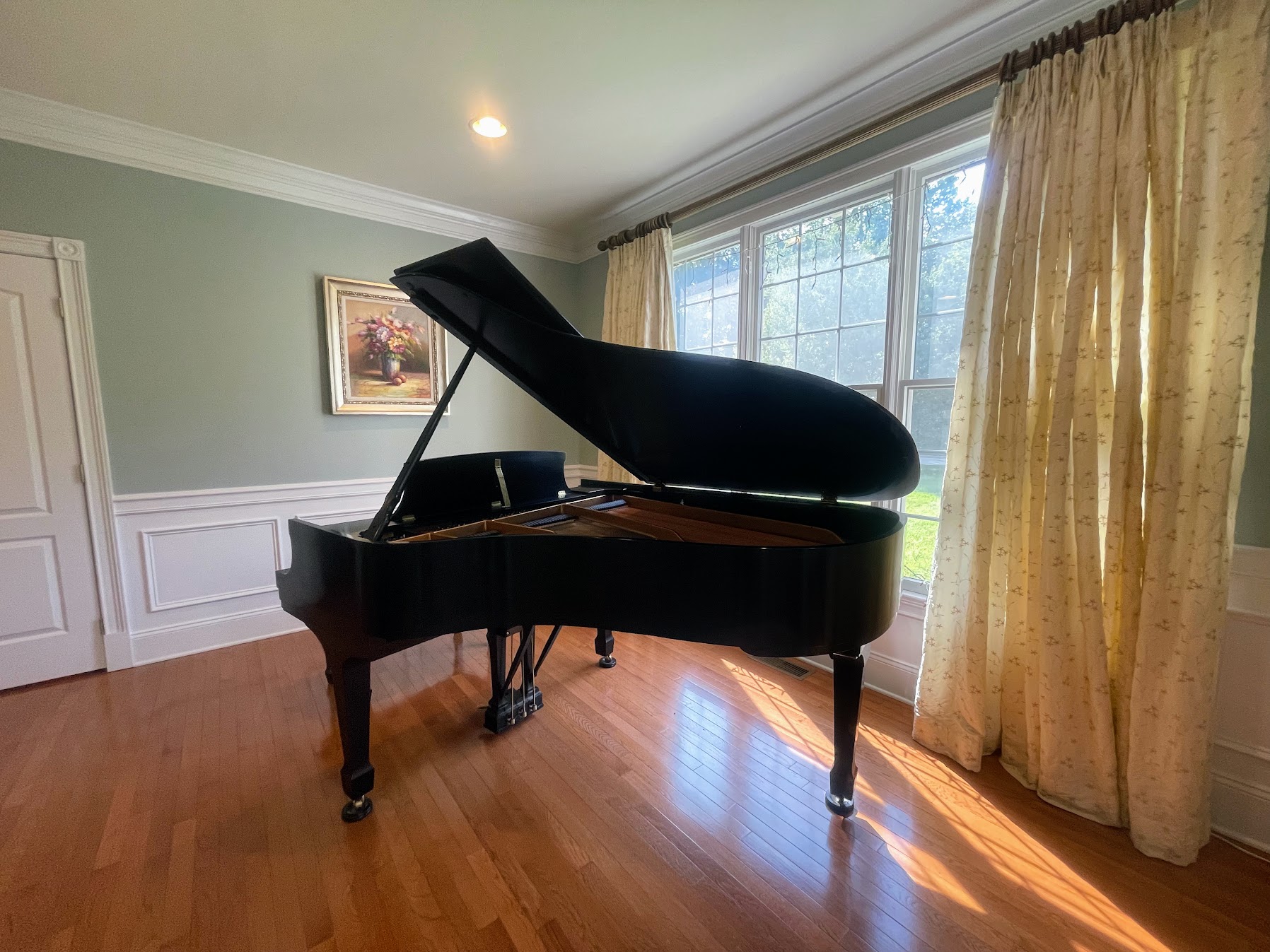 Steinway & Sons Model "L" Grand Piano Ebony - Pristine
