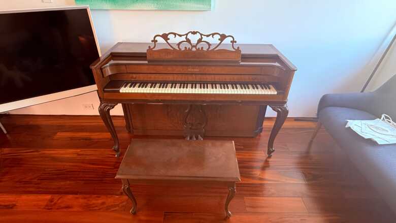 1948 Baldwin Acrosonic 